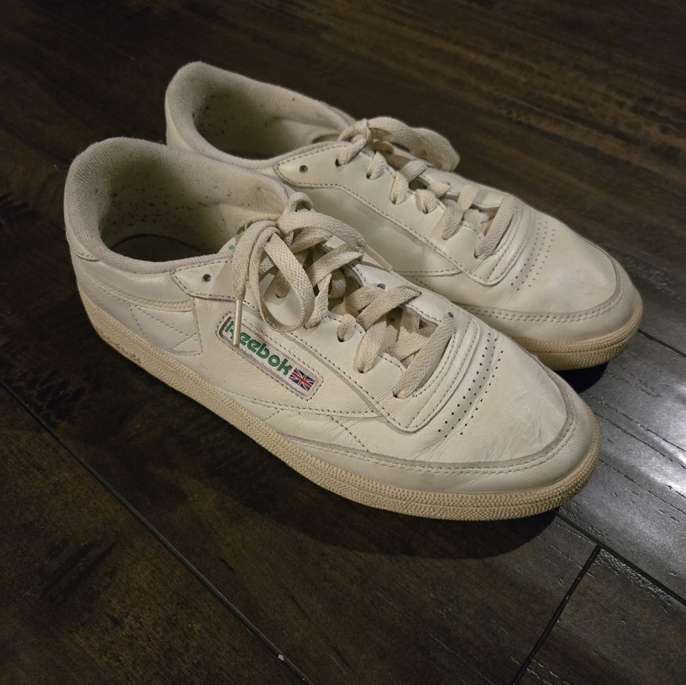 Reebok Sneakers